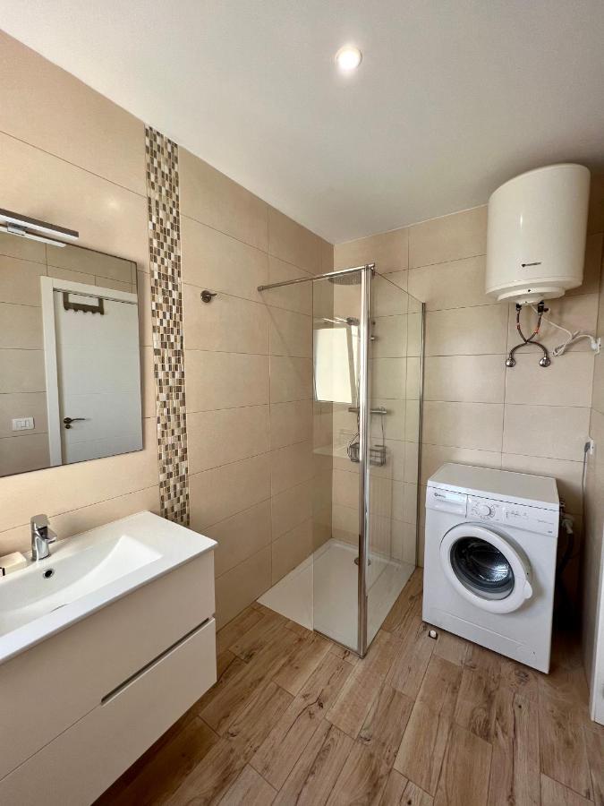 Apartment Crissol Los Cristianos  Bagian luar foto