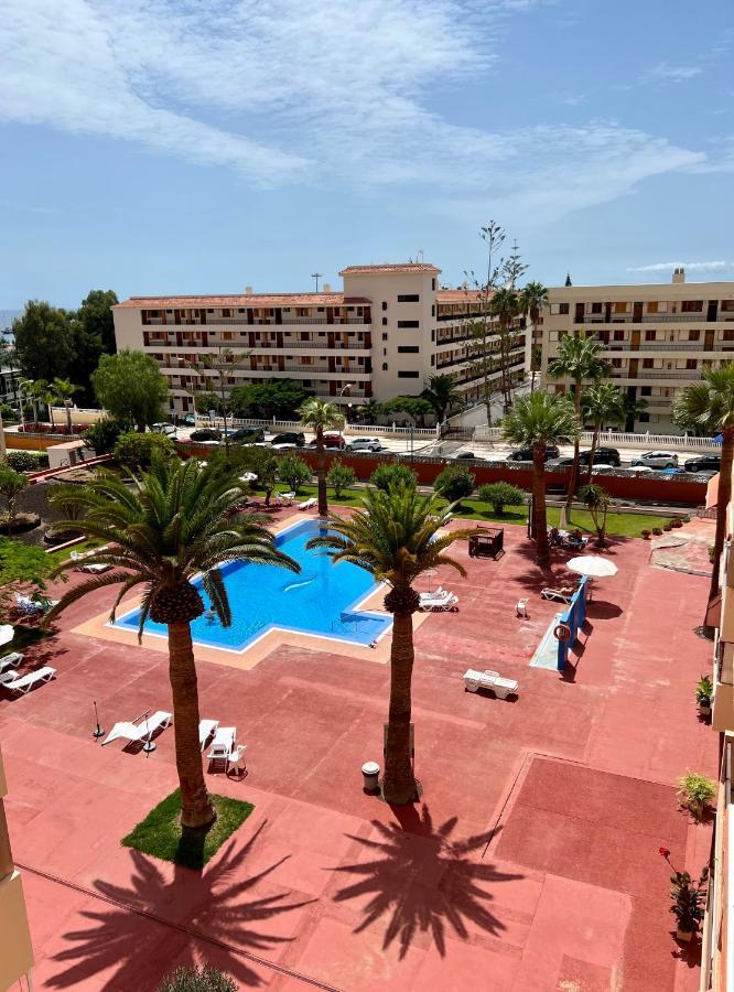 Apartment Crissol Los Cristianos  Bagian luar foto